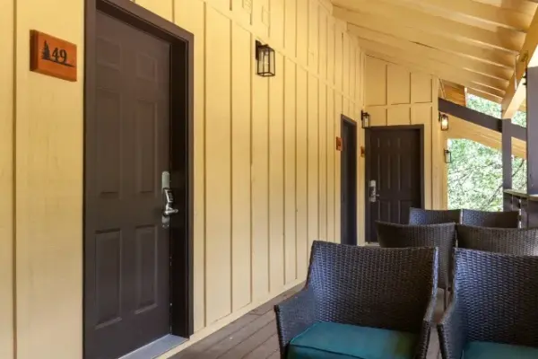 Economy King at Tahquitz Pines Retreat, photo 4